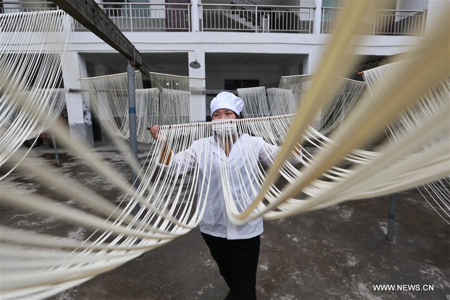CHINA-GUIZHOU-SUIYANG-RURAL ECONOMY-NOODLE-MAKING (CN)