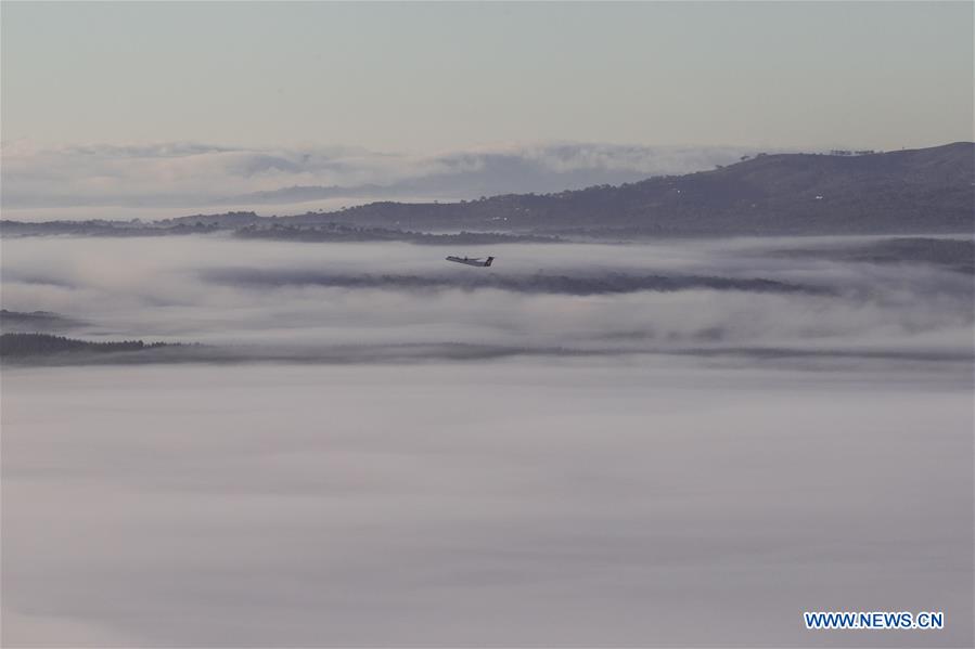 AUSTRALIA-CANBERRA-WINTER-MORNING SCENERY-FOG 