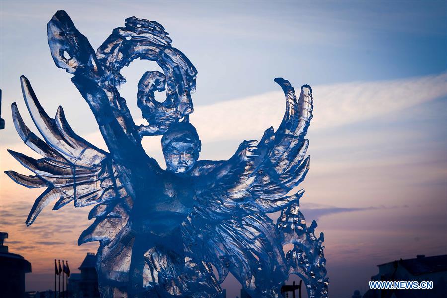 CHINA-HEILONGJIANG-ICE SCULPTURES (CN)
