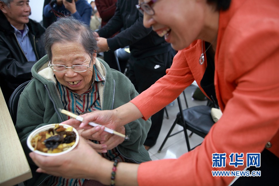 一碗長壽面，一片感恩情