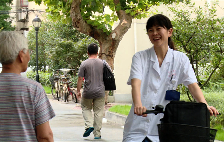 致敬偉大改革｜對話40年，講述身邊的健康故事（第十七集）&mdash;&mdash;從赤腳醫(yī)生到鄉(xiāng)村醫(yī)生