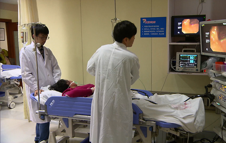 致敬偉大改革｜對話40年，講述身邊的健康故事（第九集）&mdash;&mdash;提高質(zhì)量、創(chuàng)新技術，讓患者更安心
