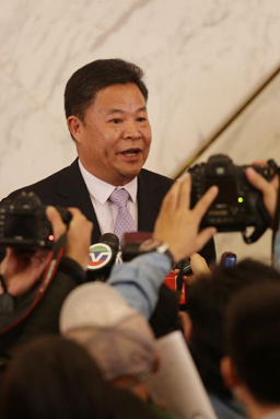 新聞，就是要搶！