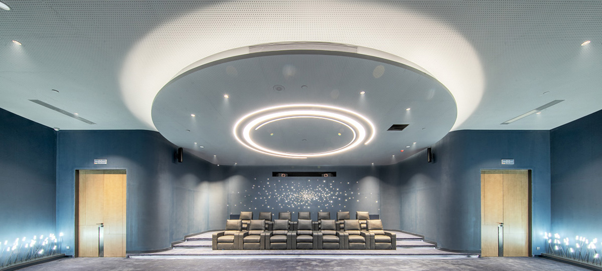 中央商務(wù)區(qū)的最中心位置，是融合城市文脈主題的文旅CBD