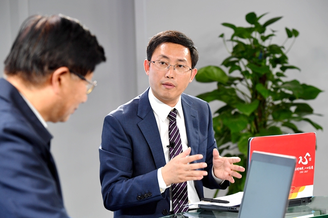 繼往不平凡，珍惜五年奮進(jìn)所取得的成就、經(jīng)驗