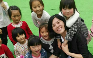 &ldquo;我可以叫你媽媽嗎？&rdquo;&mdash;&mdash;一位基層女代表和她的希望小學(xué)