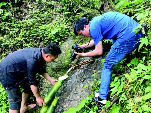 我為脫貧攻堅&ldquo;留影&rdquo; 一個記者在苗寨的蹲點筆記
