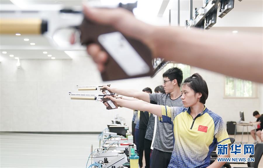 （軍運會&middot;圖文互動）（1）斗志昂揚創(chuàng)佳績 壯懷激烈展雄風&mdash;&mdash;八一空軍五項隊成長記（配本社同題文字稿）