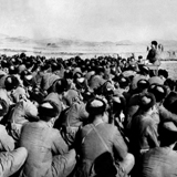 雷鋒同志團(tuán)代會后回團(tuán)為官兵作報告