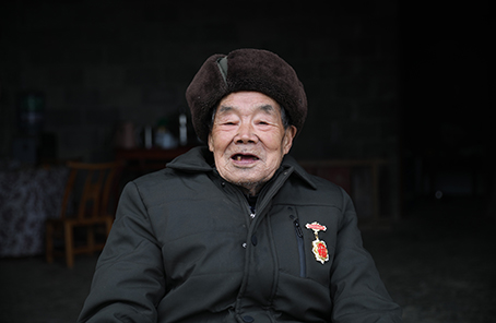 &ldquo;死守陣地，決不能后退一寸&rdquo;&mdash;&mdash;記抗美援朝老兵黃忠茂