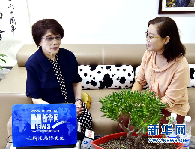 電波永不消逝，隨著時(shí)代發(fā)展傳播可能會(huì)有多種形式，年輕播音員要不忘初心，在如今優(yōu)越條件下更應(yīng)砥礪自己。