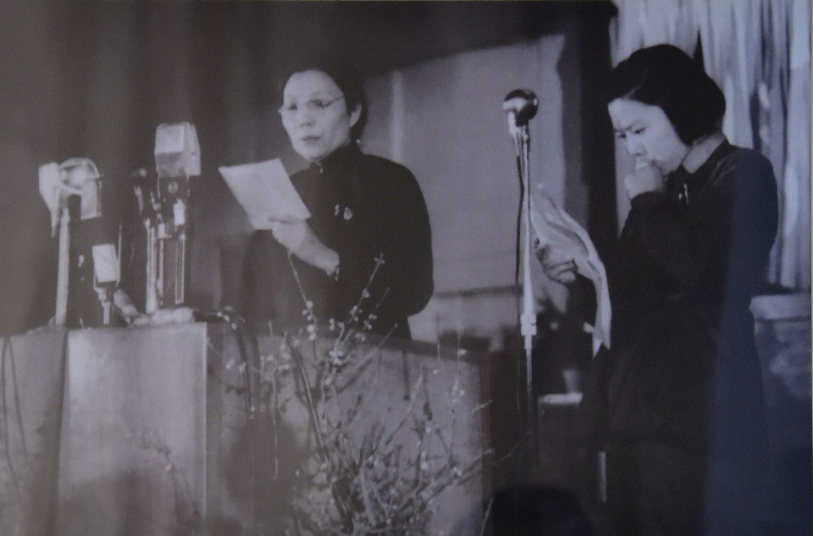 廣播無可借助，只能憑聲音抓住聽眾的注意力。你的聲音讓聽眾永遠(yuǎn)忘不了，這是播音員的本事，也是職責(zé)。