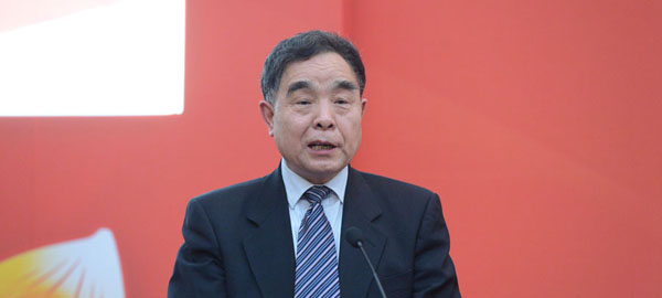 全國人大教科文衛(wèi)委員會主任委員、清華大學新聞出版學院院長柳斌杰致辭