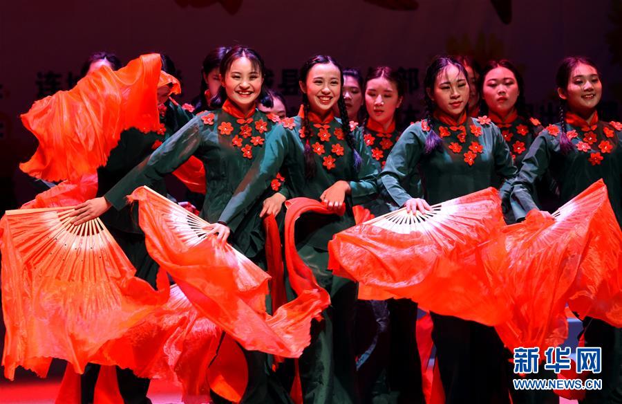 （社會(huì)）客家歌舞迎&ldquo;三八&rdquo;