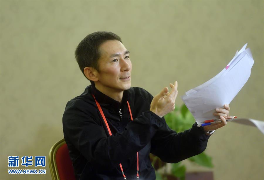 （圖文互動）（8）中國發(fā)展進(jìn)入新時代&mdash;&mdash;9名外籍語言專家眼中的十九大報(bào)告