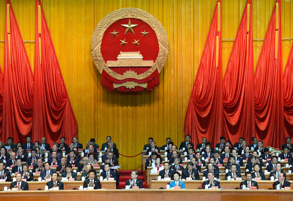 10月1日，慶祝中華人民共和國成立66周年暨新疆維吾爾自治區(qū)成立60周年大會在新疆人民會堂隆重舉行。 新華社記者 高潔 攝 