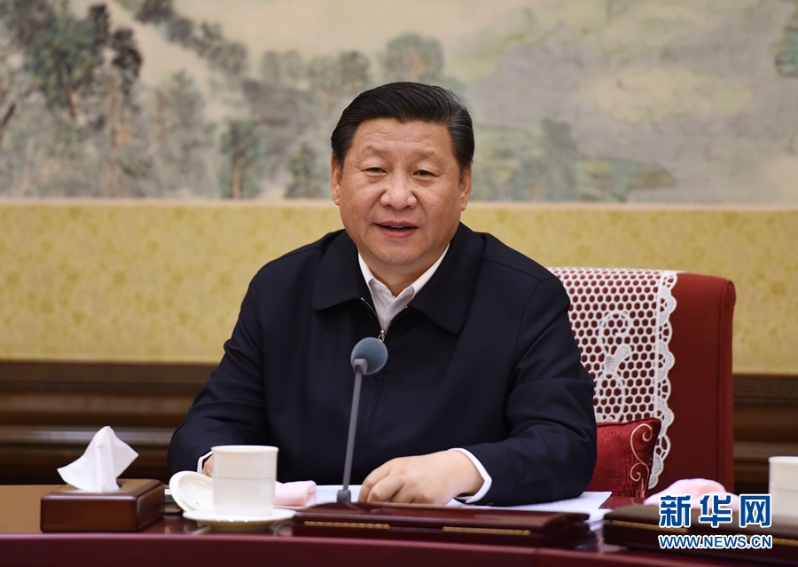 12月28日至29日，中共中央政治局召開專題民主生活會，對照檢查踐行&ldquo;三嚴(yán)三實&rdquo;情況，討論研究加強(qiáng)黨風(fēng)廉政建設(shè)措施。中共中央總書記習(xí)近平主持會議并發(fā)表重要講話。新華社記者 李學(xué)仁 攝 