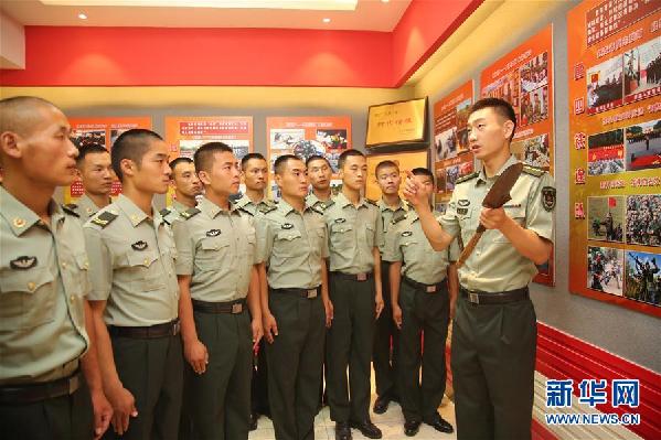 （十九大代表風(fēng)采&middot;圖文互動）（1）&ldquo;大功三連&rdquo;指導(dǎo)員王金龍：矢志強軍的&ldquo;播火者&rdquo;