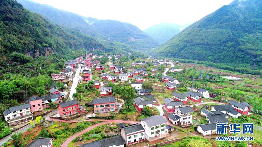 （新華全媒頭條&middot;圖文互動）（4）赤水：別了，貧困！
