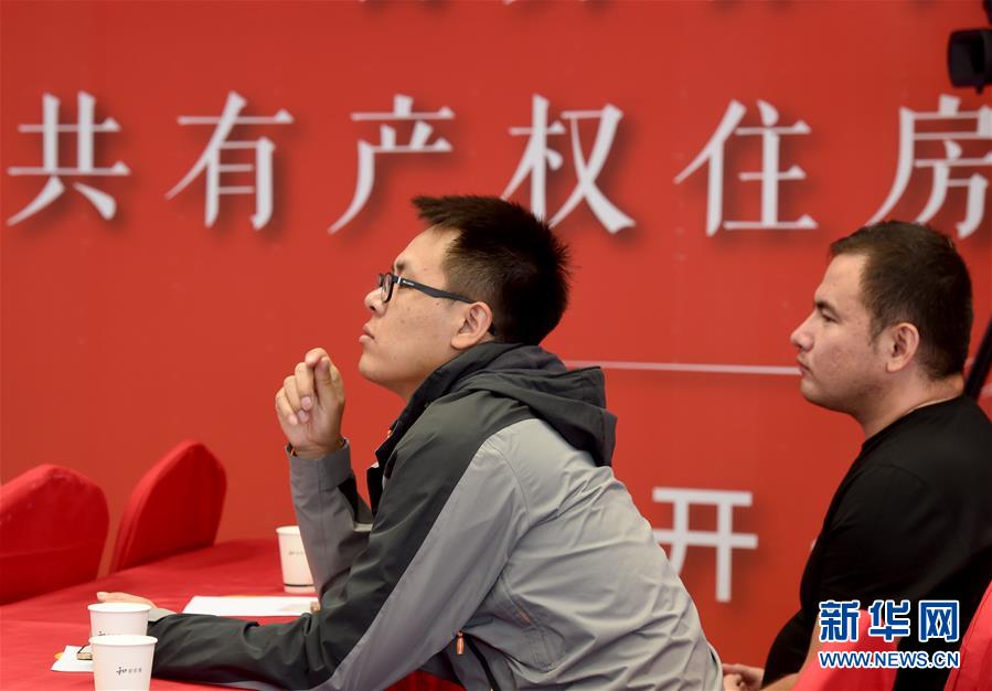 （圖文互動）（3）藍(lán)天白云講述北京新時(shí)代新故事&mdash;&mdash;北京站上新時(shí)代發(fā)展新起點(diǎn)