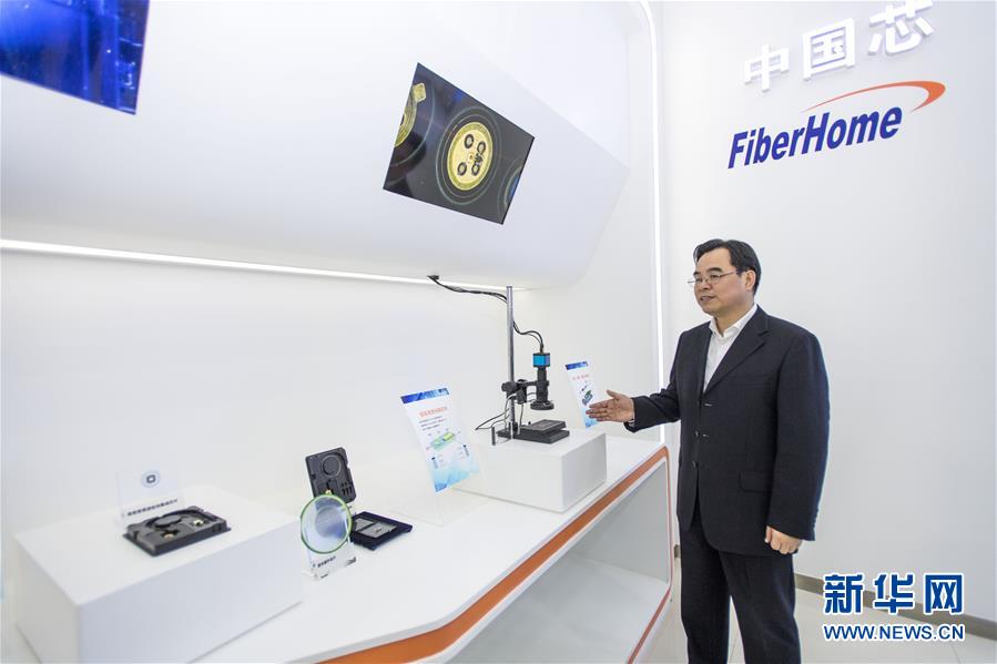 （新華全媒頭條&middot;圖文互動(dòng)）（6）情系人民 心牽創(chuàng)新&mdash;&mdash;習(xí)近平總書(shū)記考察湖北回訪(fǎng)記