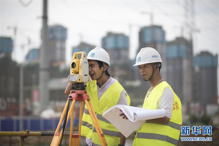 （新時(shí)代奮斗者&middot;圖文互動(dòng)）（2）當(dāng)一群&ldquo;90后&rdquo;與工地相遇&mdash;&mdash;記奮戰(zhàn)在軍運(yùn)會工地上的90后新農(nóng)民工