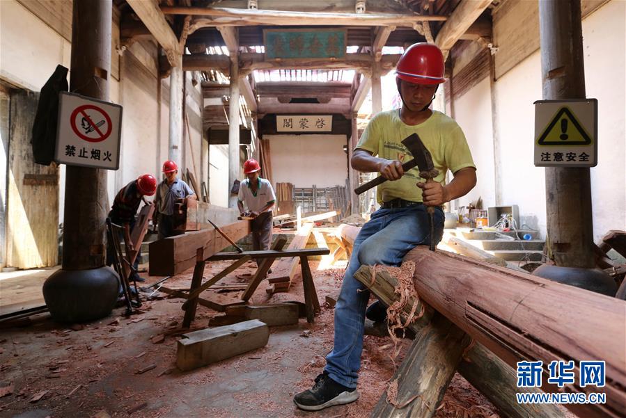 （新華全媒頭條&middot;搶救古民居&middot;圖文互動(dòng)）（7）當(dāng)古民居遇上城鎮(zhèn)化，如何留住鄉(xiāng)愁？