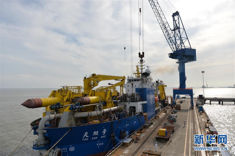 （圖文互動(dòng)）（6）我國(guó)自主研發(fā)的疏浚重器&ldquo;天鯤號(hào)&rdquo;首次試航成功