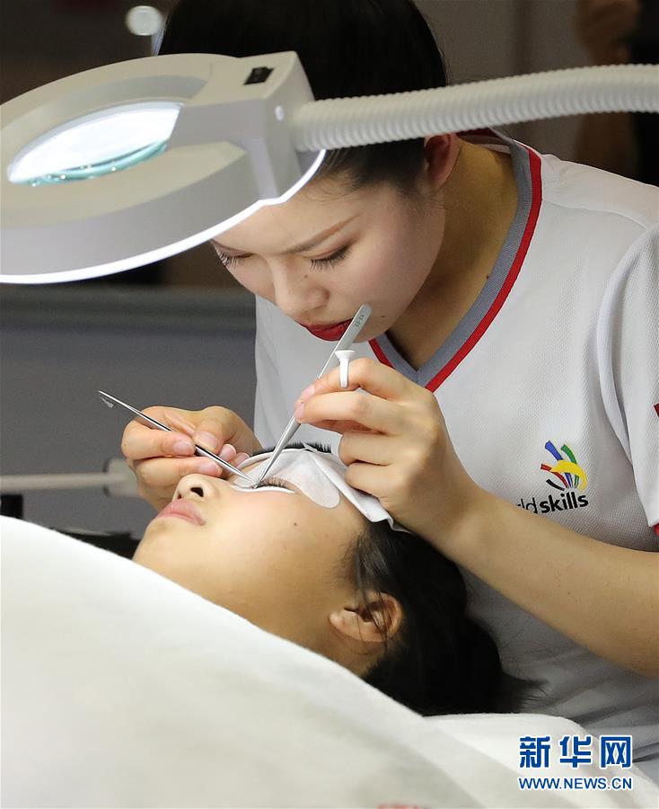 （新華全媒頭條&middot;圖文互動）（6）上下合力，聚力破障，開辟&ldquo;大國工匠&rdquo;建設(shè)新格局