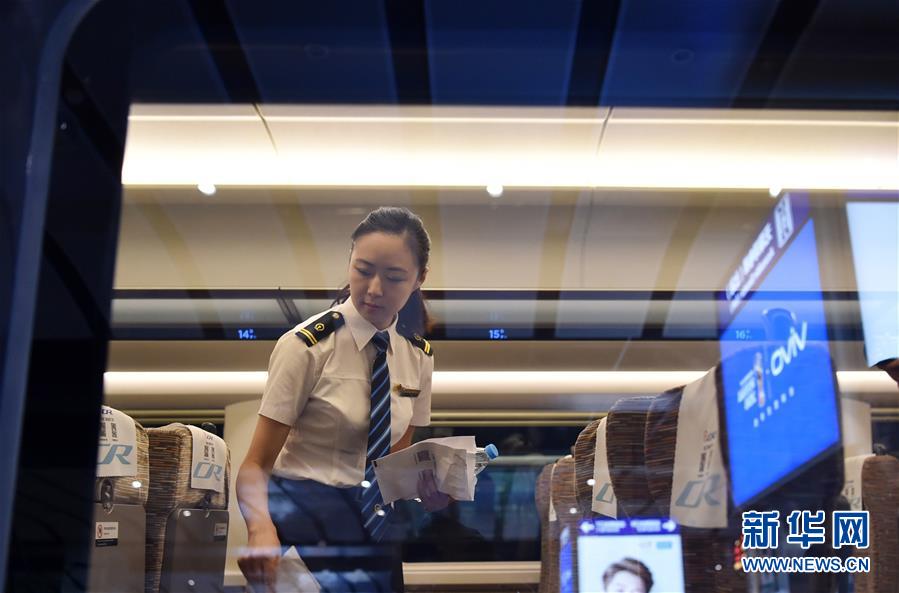 （新華全媒頭條&middot;圖文互動）（3）從這里始發(fā)！中國高鐵遞出&ldquo;國家名片&rdquo;