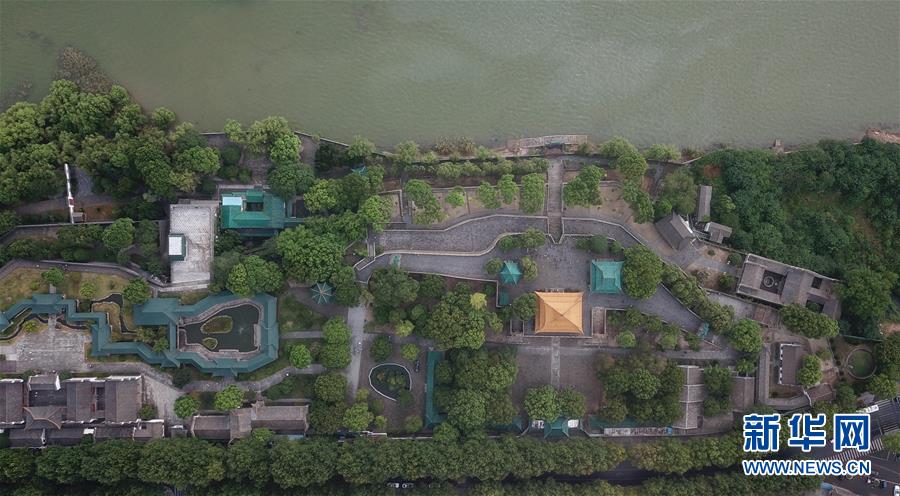 （大江奔流&mdash;&mdash;來(lái)自長(zhǎng)江經(jīng)濟(jì)帶的報(bào)道&middot;圖文互動(dòng)）（11）登岳陽(yáng)樓，又見(jiàn)&ldquo;浩浩湯湯&rdquo;