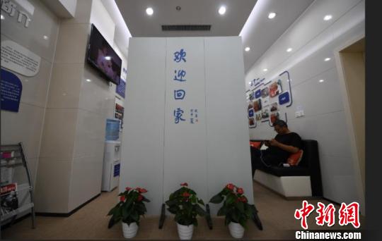 3200余個(gè)杭州愛(ài)心驛站：酷暑嚴(yán)寒中的&ldquo;人情味道&rdquo;