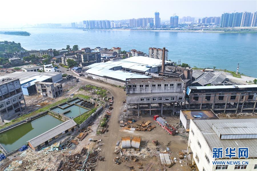 （大江奔流&mdash;&mdash;來自長江經(jīng)濟(jì)帶的報(bào)道&middot;新華全媒頭條&middot;圖文互動(dòng)）（9）打造經(jīng)濟(jì)高質(zhì)量發(fā)展的強(qiáng)勁引擎&mdash;&mdash;深入推動(dòng)長江經(jīng)濟(jì)帶發(fā)展述評(píng)