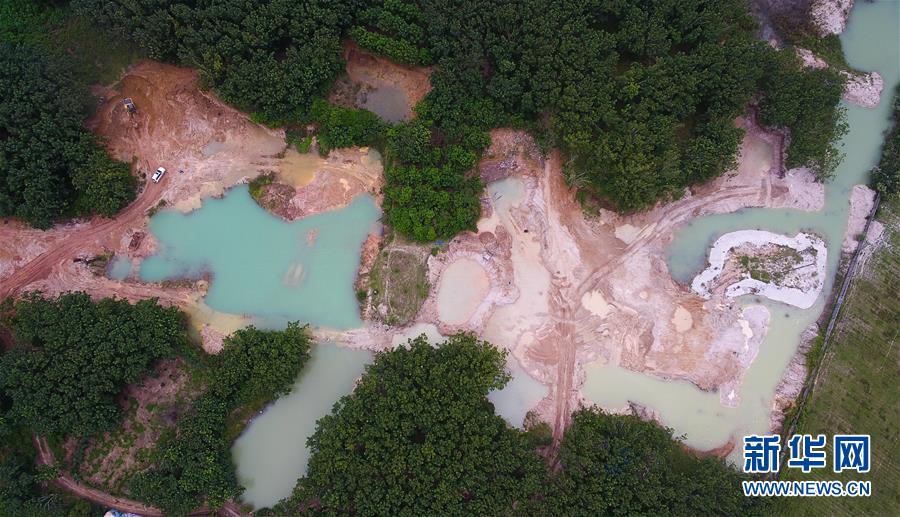 （新華視點&middot;圖文互動）（1）小作坊&ldquo;游擊&rdquo;盜采、查處窩點&ldquo;死灰復(fù)燃&rdquo;，海南非法采砂緣何難止？