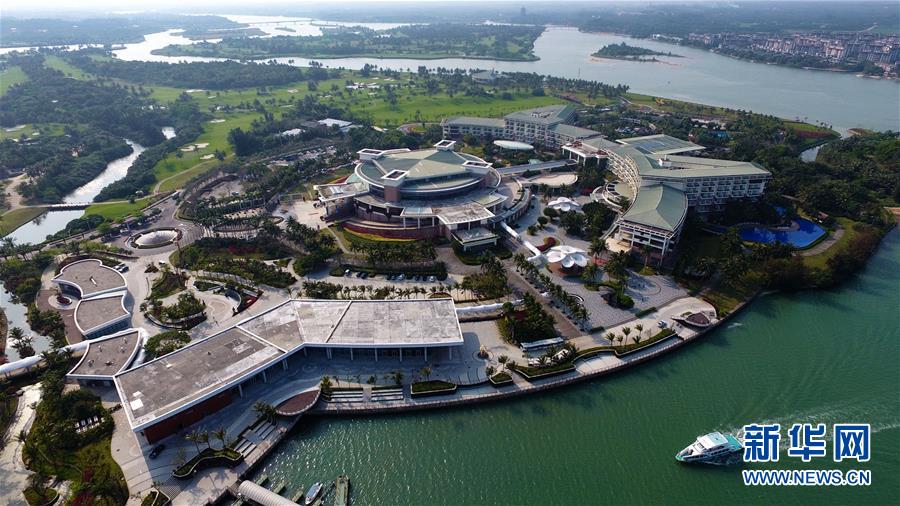 （新華全媒頭條&middot;圖文互動(dòng)）（1）揮寫中國與世界交融發(fā)展新畫卷&mdash;&mdash;以習(xí)近平同志為核心的黨中央引領(lǐng)中國深層次全方位開放紀(jì)實(shí)