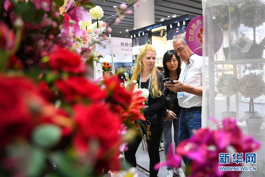 （新華全媒頭條&middot;圖文互動(dòng)）（2）揮寫中國與世界交融發(fā)展新畫卷&mdash;&mdash;以習(xí)近平同志為核心的黨中央引領(lǐng)中國深層次全方位開放紀(jì)實(shí)