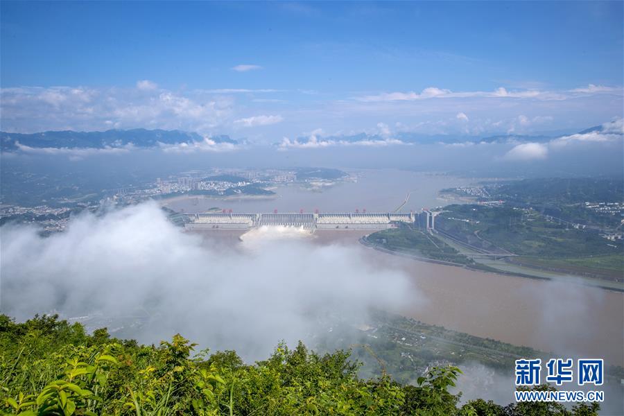 （百城百縣百企調(diào)研行&middot;圖文互動）（2）建設(shè)長江綠色走廊再譜新章&mdash;&mdash;長江三峽集團發(fā)展紀實