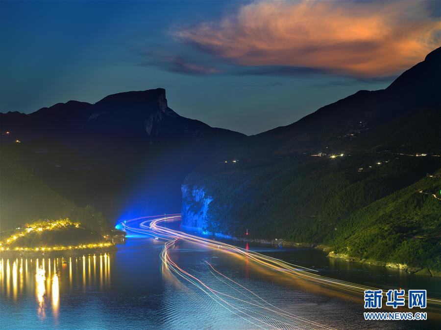 （百城百縣百企調(diào)研行&middot;圖文互動）（6）建設(shè)長江綠色走廊再譜新章&mdash;&mdash;長江三峽集團(tuán)發(fā)展紀(jì)實