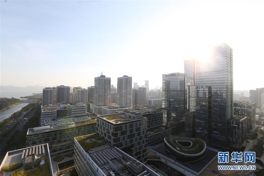 （在習(xí)近平新時代中國特色社會主義思想指引下&middot;慶祝改革開放40周年&middot;開放發(fā)展）（新華全媒頭條&middot;圖文互動）（4）開放中國：大門越開越大 道路越走越寬