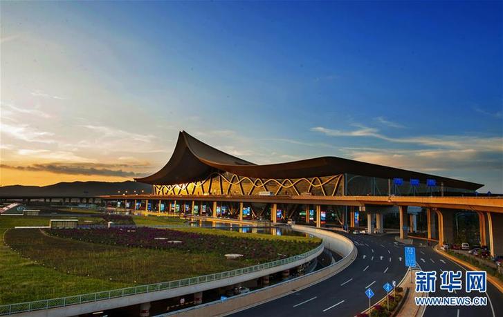 （百城百縣百企調(diào)研行&middot;圖文互動(dòng)）（3）搭起連接南亞東南亞的七彩之橋&mdash;&mdash;昆明加快建設(shè)區(qū)域性國(guó)際中心城市