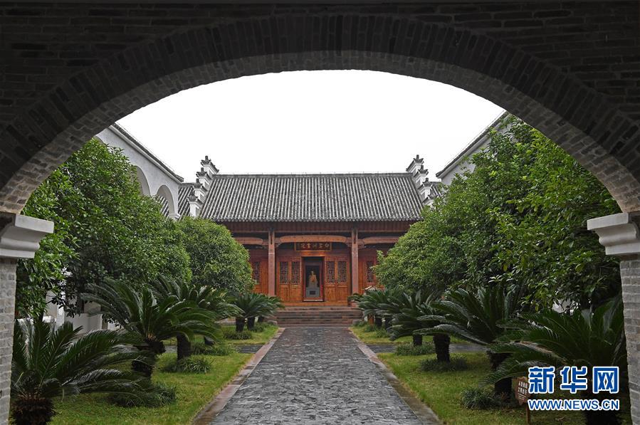 （慶祝改革開(kāi)放40周年基層行&middot;學(xué)校篇&middot;圖文互動(dòng)）（6）白鷺洲中學(xué)40年:書院教育的時(shí)代探索