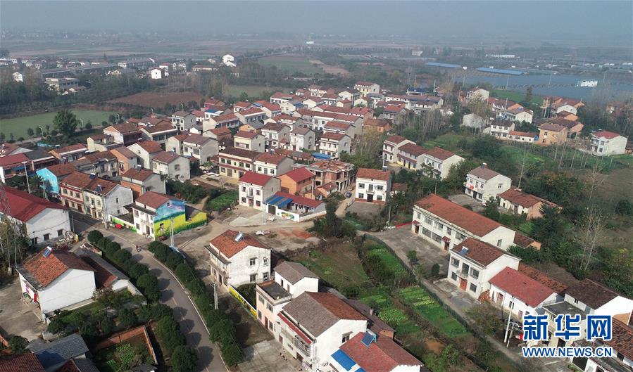 （新華全媒頭條&middot;圖文互動(dòng)）（4）跨越40年的民心見證