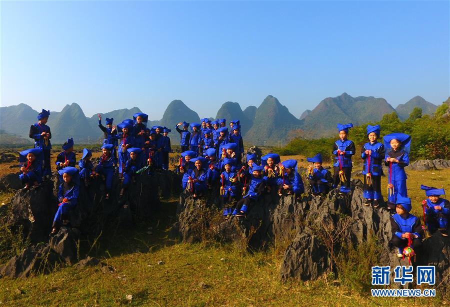 （輝煌60年&middot;壯美新廣西&middot;圖文互動(dòng)）（4）攜手描繪八桂大地上的美麗畫(huà)卷&mdash;&mdash;寫(xiě)在廣西壯族自治區(qū)成立60周年之際