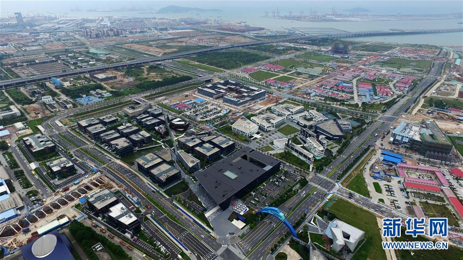 （新華全媒頭條&middot;圖文互動）（2）關(guān)鍵抉擇，必由之路&mdash;&mdash;獻給中國改革開放40周年