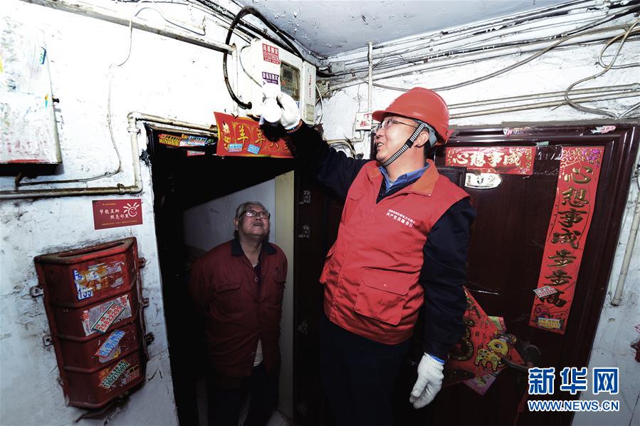 （改革先鋒風(fēng)采&middot;圖文互動）（2）張黎明：譜寫新時代勞動者之歌 