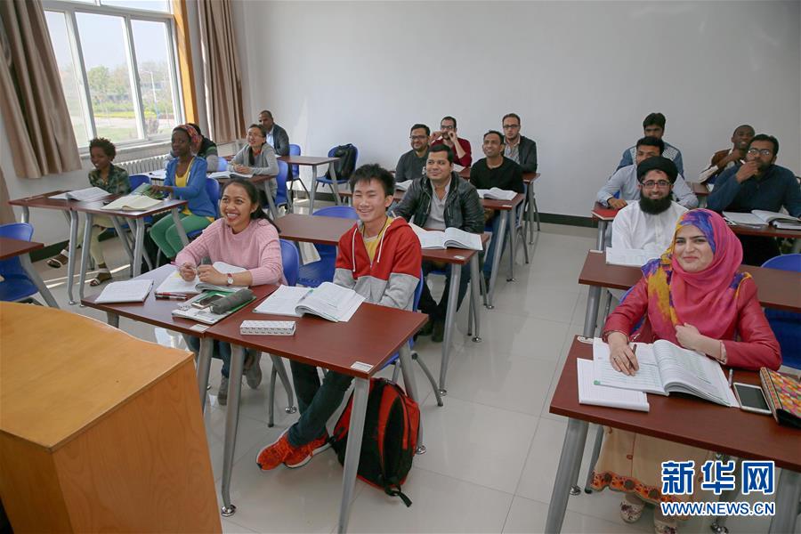 （奮進新時代&middot;迎接兩會）（9）開放發(fā)展&mdash;&mdash;推動形成全面開放新格局