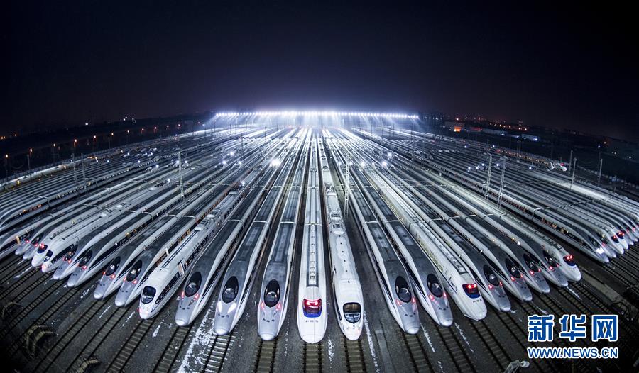 （新華全媒頭條&middot;奮進新時代&middot;迎接兩會特別報道&middot;圖文互動）（7）新征程，向著偉大夢想前進&mdash;&mdash;從黨的十九大到2018年全國兩會