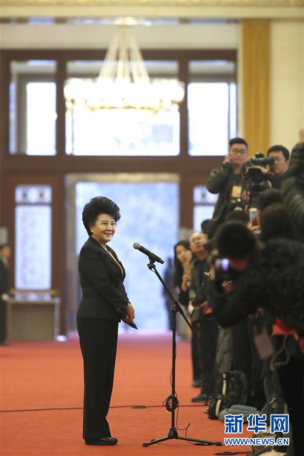 （兩會(huì)&middot;政協(xié)開(kāi)幕）（2）采訪部長(zhǎng)