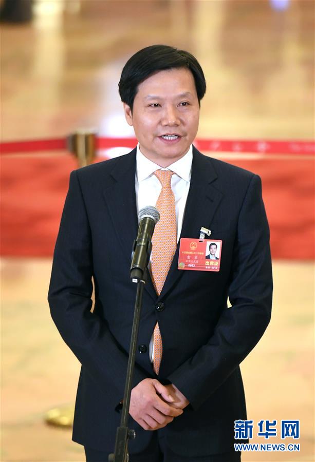 （兩會(huì)&middot;XHDW）（6）全國(guó)人大代表接受采訪
