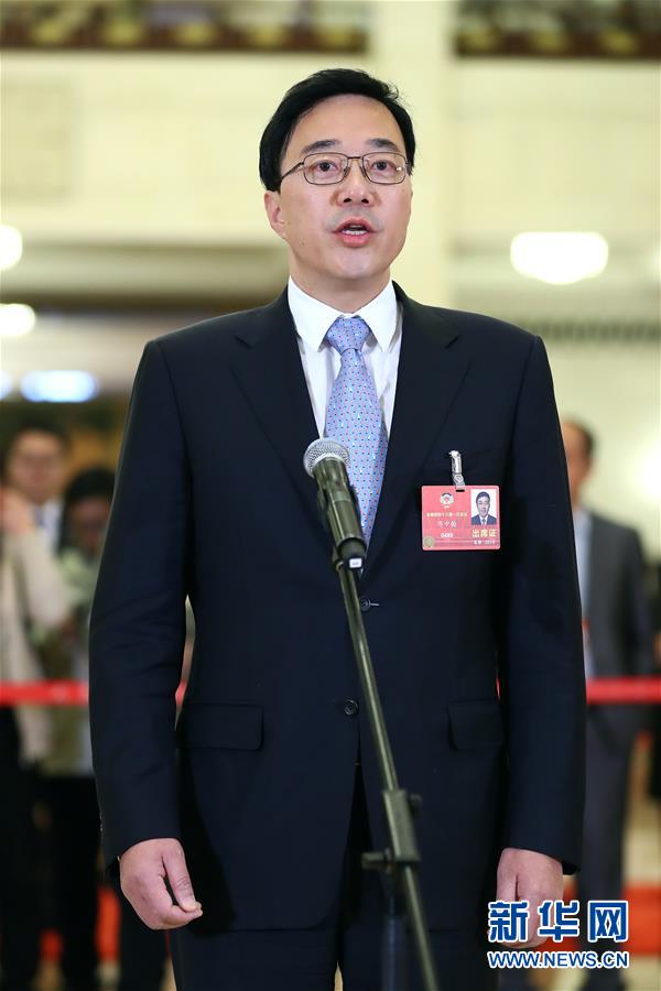 （兩會(huì)&middot;XHDW）（4）全國政協(xié)委員接受采訪